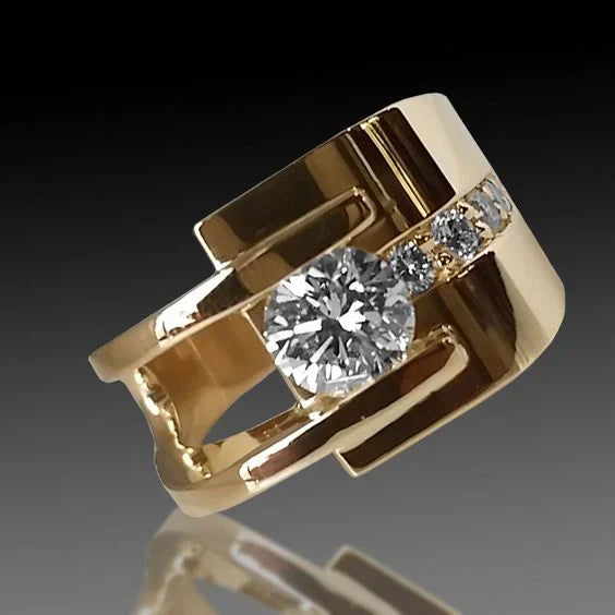 Vintage Gylden Uregelmessig Zirkonia Ring