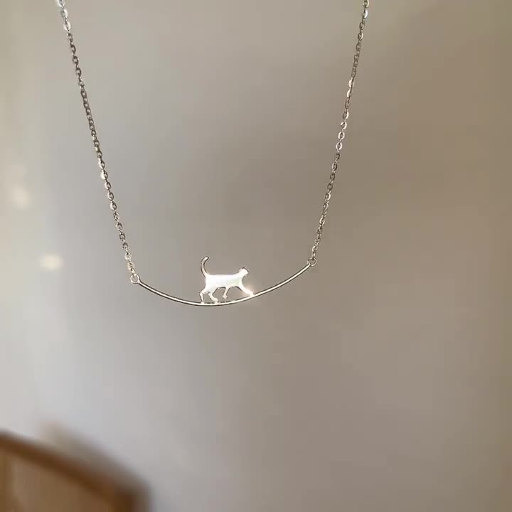 Klatrende Katt Halskjede i Sølv